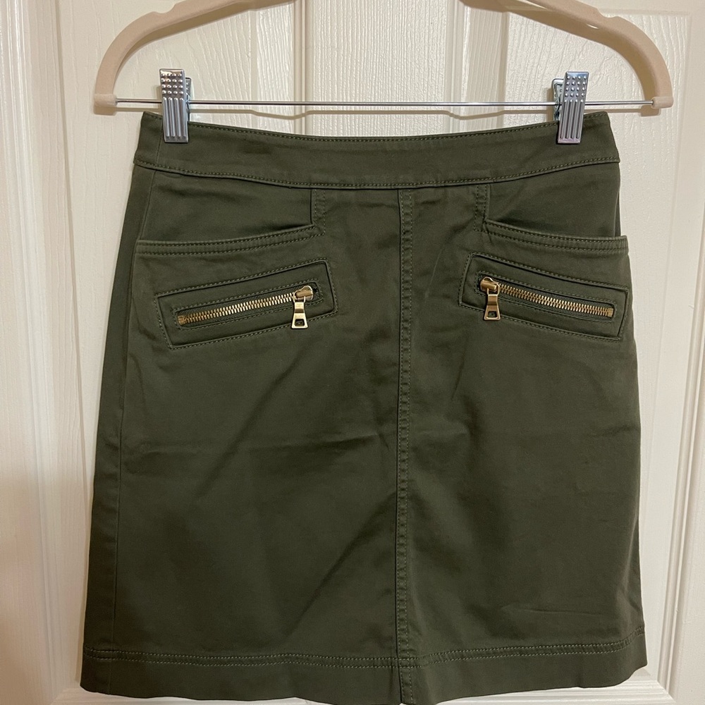 Loft army green skirt - Picture 1 of 4